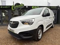 Used Vauxhall Combo 100 HP (73 kW) 2021 White MPV