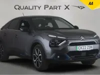 Begagnad Citroën e-C4 Shine 100 kW (136 HK) 2022 Grå Halvkombi