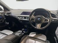 Used BMW 118 M Sport 140 HP (102 kW) 2019 White Hatchback