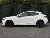 Used Mazda 3 100 HP (73 kW) 2016 White Hatchback