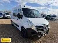 Begagnad Vauxhall Movano 130 HK (95 kW) 2019 Vit Minibuss