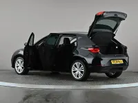 Used Seat Leon SE Dynamic 110 HP (80 kW) 2023 Black Hatchback