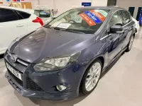 Begagnad Ford Focus Zetec 115 HK (84 kW) 2013 Grå Halvkombi