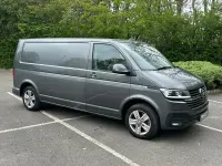 Second-hand VW Transporter Highline 204 CP (150 kW) 2023 Gri Van