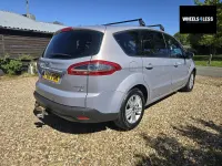 Used Ford S-MAX Zetec 140 HP (102 kW) 2010 White MPV