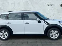 Used Mini One Countryman 98 HP (72 kW) 2016 White SUV