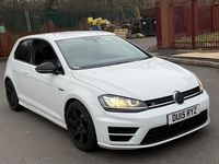 Begagnad VW Golf VII R 2015 Vit Halvkombi