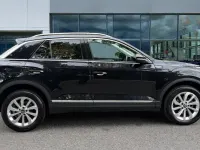 Used VW T-Roc Style 150 HP (110 kW) 2025 Deep black pearlescent SUV
