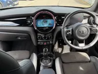 Used Mini Cooper Hatch 134 HP (98 kW) 2023 Silver Hatchback