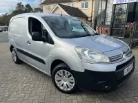Usado Citroën Berlingo 90 HP (66 kW) 2015 Prateado Monovolume