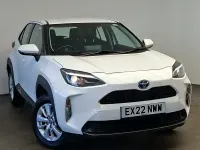 Used Toyota Yaris Hybrid 116 HP (85 kW) 2022 White Estate