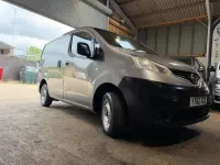 Usado Nissan NV200 SE 89 CV (65 kW) 2012 Gris Monovolumen