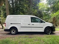 Usado VW Caddy Maxi Startline 102 HP (75 kW) 2017 Branco Monovolume