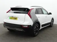 Used Kia e-Niro 150 kW (204 HP) 2023 White pearl SUV