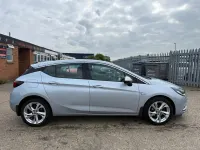 Gebraucht Vauxhall Astra SRi 150 PS (110 kW) 2019 Silber Kleinwagen