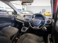 Używany Hyundai i10 67 KM (49 kW) 2019 Czerwony Hatchback
