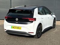Used VW ID.3 Pro Performance 150 kW (204 HP) 2022 White Hatchback