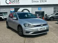 Used VW Golf VII SE 131 HP (96 kW) 2018 Silver Hatchback