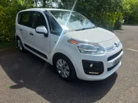 Begagnad Citroën C3 Picasso VTR Sport 2015 Vit Minibuss