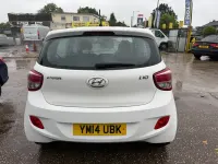 Used Hyundai i10 SE 66 HP (48 kW) 2014 White Hatchback