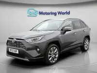 Second-hand Toyota RAV4 218 CP (160 kW) 2025 SUV
