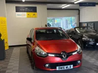 Used Renault Clio Dynamique 90 HP (66 kW) 2016 Red Hatchback