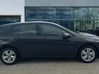 Second-hand VW Golf VIII Life 150 CP (110 kW) 2024 Gri