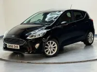 Used Ford Fiesta Titanium 100 HP (73 kW) 2018 Black Hatchback