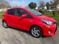 Used Toyota Yaris Hybrid 2016 Red Hatchback
