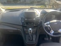 Used Ford Tourneo Titanium 120 HP (88 kW) 2021 Estate