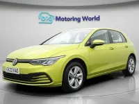 Używany VW Golf VIII S 115 KM (84 kW) 2022 Żółty Hatchback