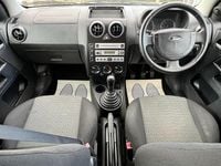 Used Ford Fusion 2005 Silver Hatchback