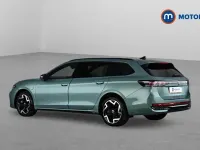 Used VW Passat R-line 272 HP (200 kW) 2025 Green Estate