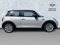 Used Mini Cooper Classic 134 HP (98 kW) 2020 Silver Hatchback