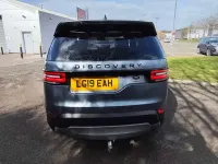 Używany Land Rover Discovery 5 HSE 240 KM (176 kW) 2019 Niebieski SUV