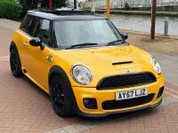 Begagnad Mini Cooper S Hatch 2007 Vit Halvkombi