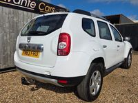 Used Dacia Duster Lauréate 110 HP (80 kW) 2013 White SUV