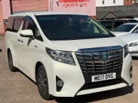 Used Toyota Alphard Executive 180 HP (132 kW) 2017 White MPV