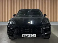 Used Porsche Cayenne S E-Hybrid 519 HP (381 kW) 2025 SUV