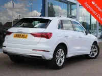 Begagnad Audi Q3 Sport 150 HK (110 kW) 2019 Vit SUV