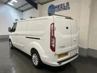 Used Ford Transit Custom Limited 130 HP (95 kW) 2023 White Van