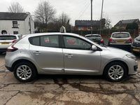 Used Renault Mégane IV Dynamique 110 HP (80 kW) 2016 Silver Hatchback