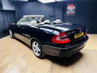 Used Mercedes CLK320 Elegance 218 HP (160 kW) 2004 Black Cabriolet