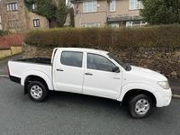 Used Toyota HiLux 2010 White Pickup