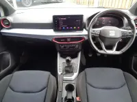 Used Seat Arona FR 108 HP (79 kW) 2023 White SUV