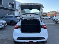 Used Nissan Micra Acenta 92 HP (67 kW) 2022 White Hatchback