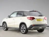 Second-hand Suzuki Vitara SZ5 2023 Bej SUV