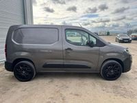 Used Citroën Berlingo 100 HP (73 kW) 2022 Grey MPV