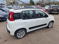 Begagnad Fiat Panda Lounge 69 HK (50 kW) 2015 Vit Halvkombi