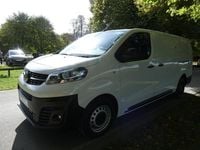 Used Vauxhall Vivaro S 100 HP (73 kW) 2022 White MPV